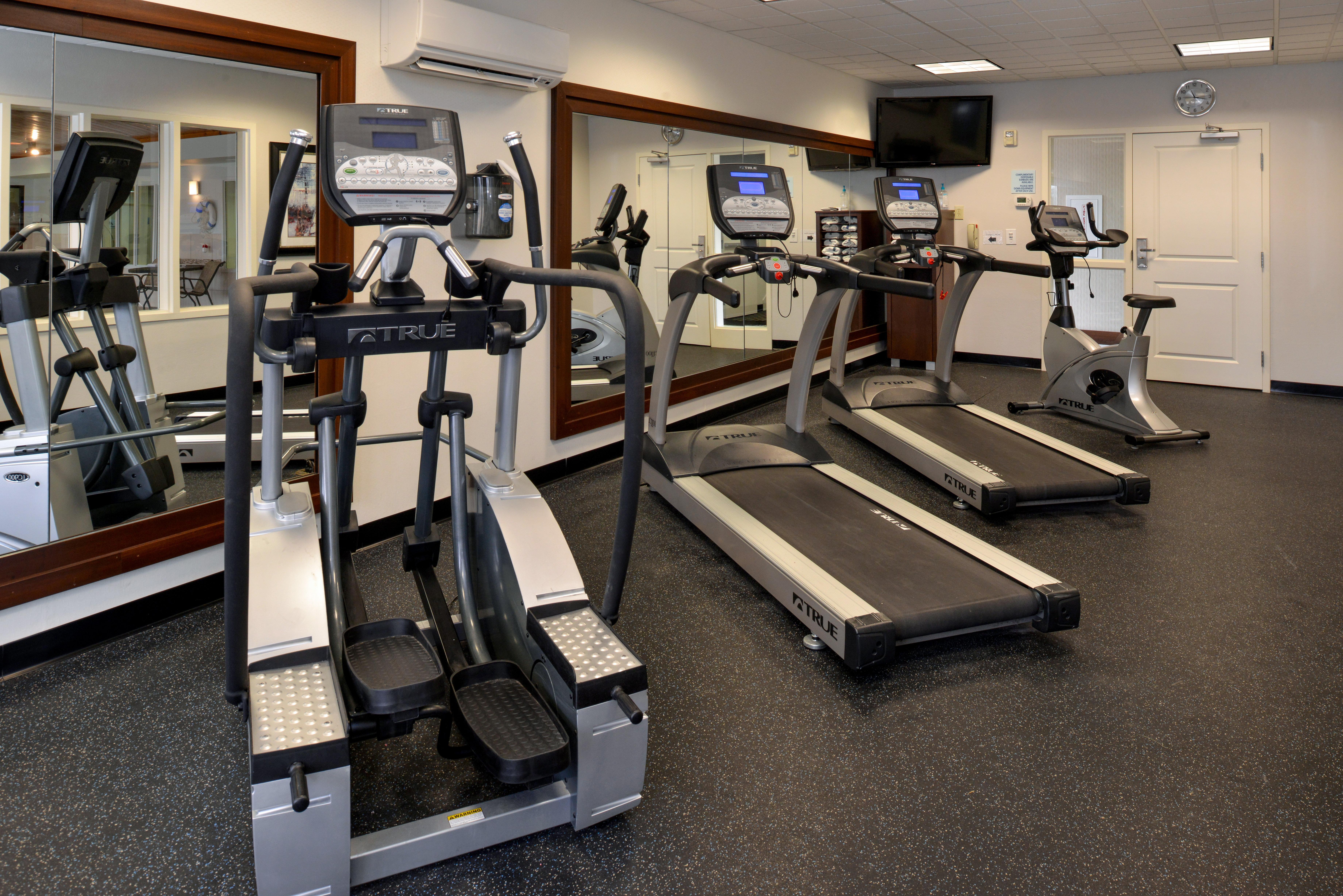 Holiday Inn Express & Suites Greenfield By Ihg Eksteriør billede