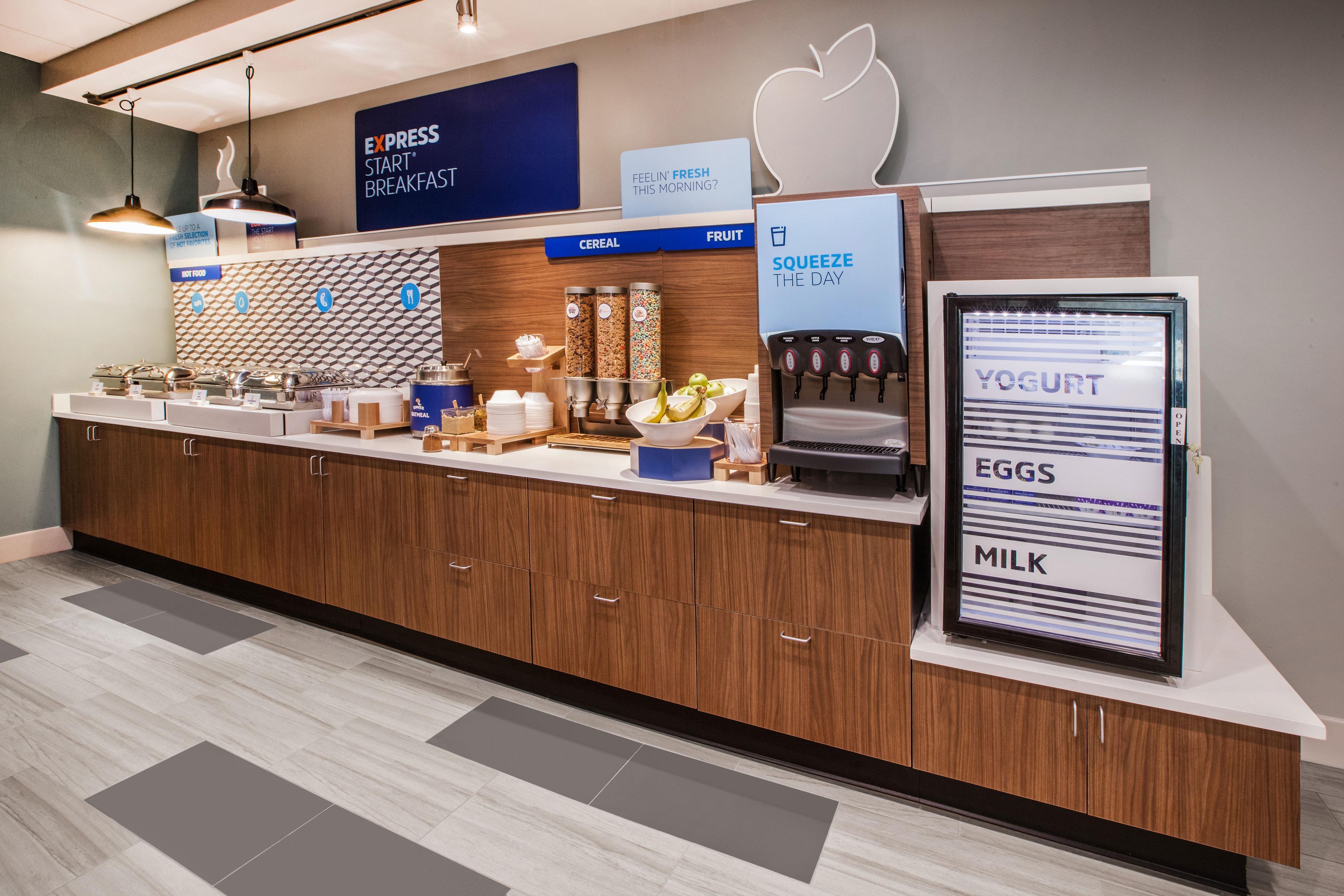 Holiday Inn Express & Suites Greenfield By Ihg Eksteriør billede