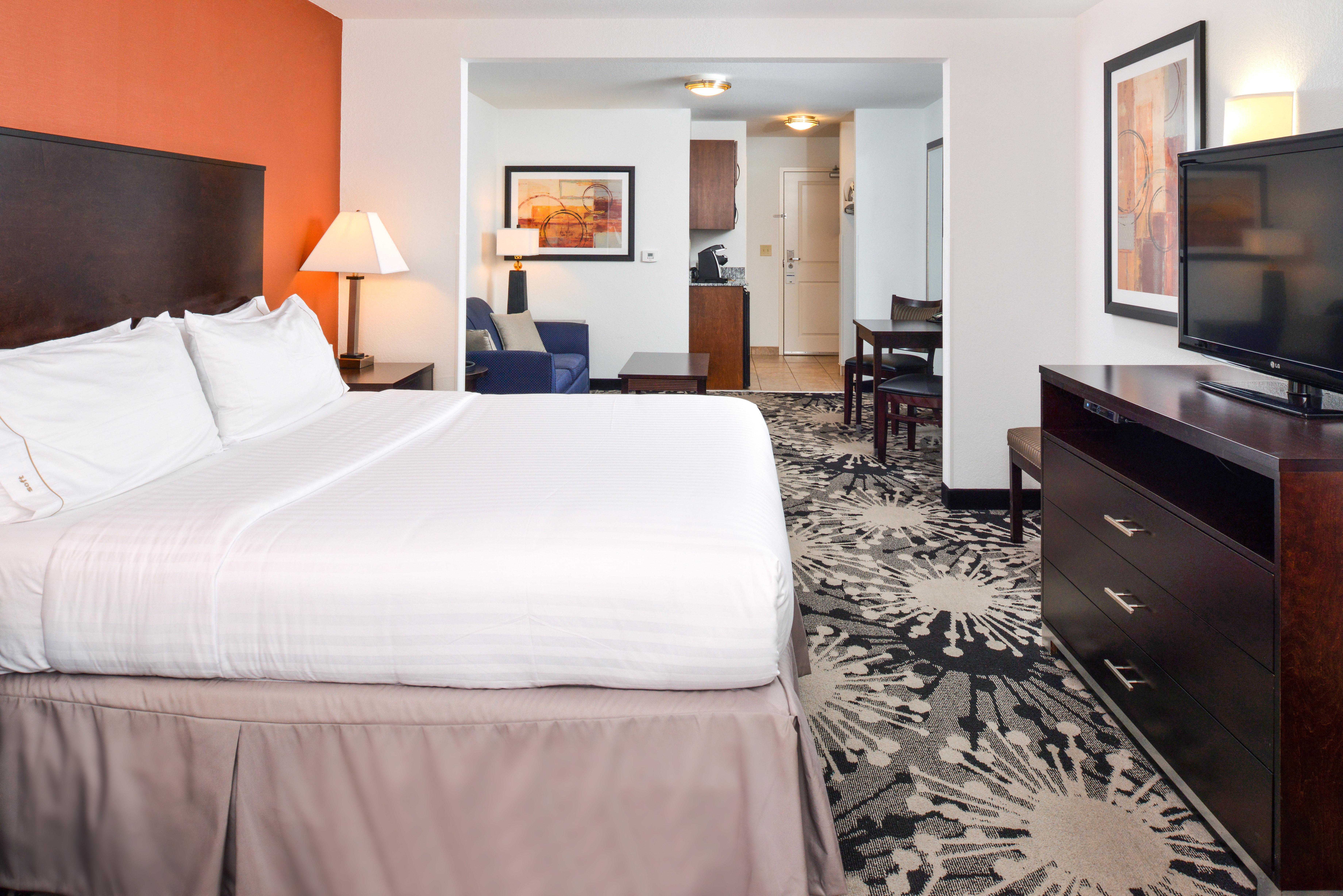 Holiday Inn Express & Suites Greenfield By Ihg Eksteriør billede