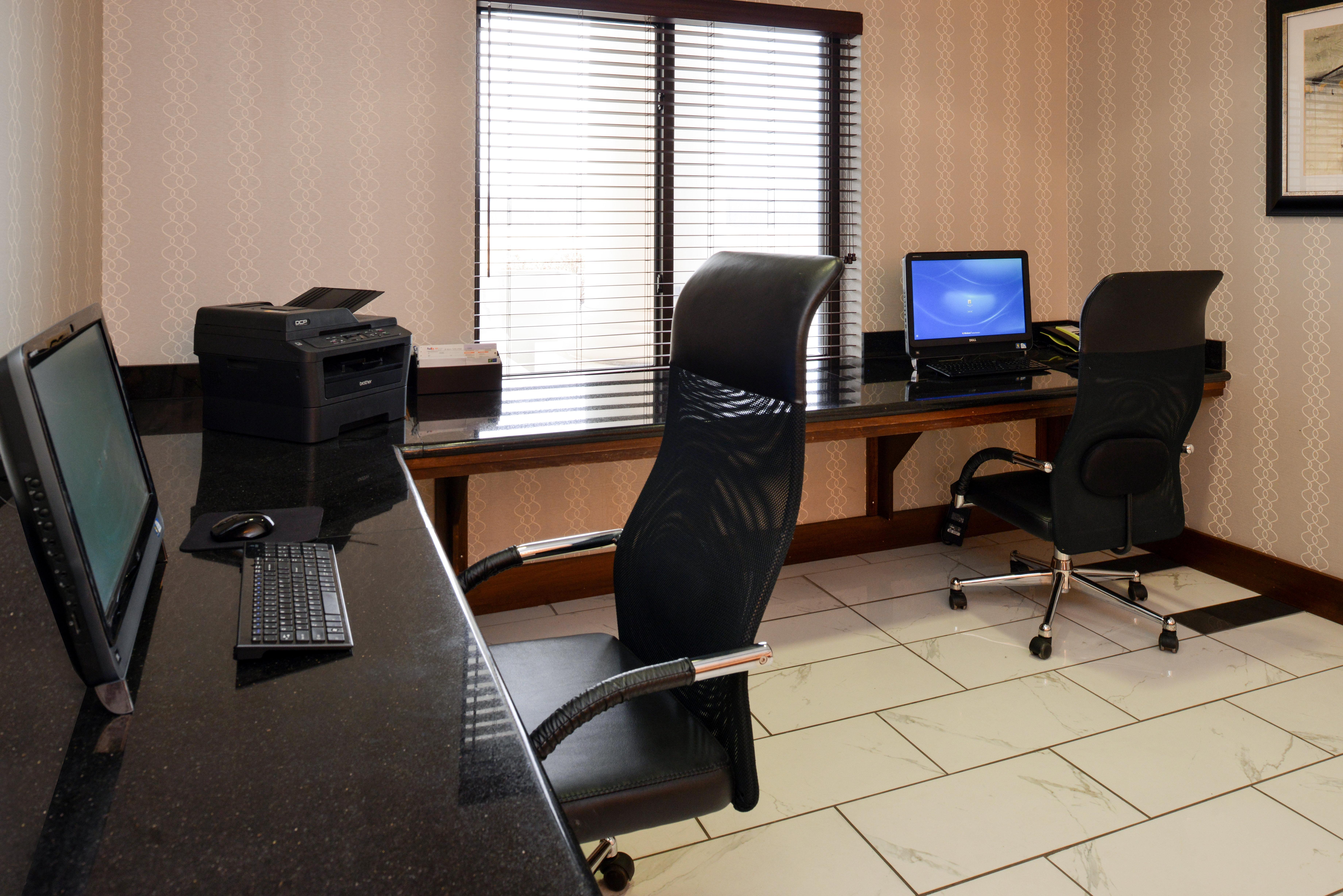 Holiday Inn Express & Suites Greenfield By Ihg Eksteriør billede