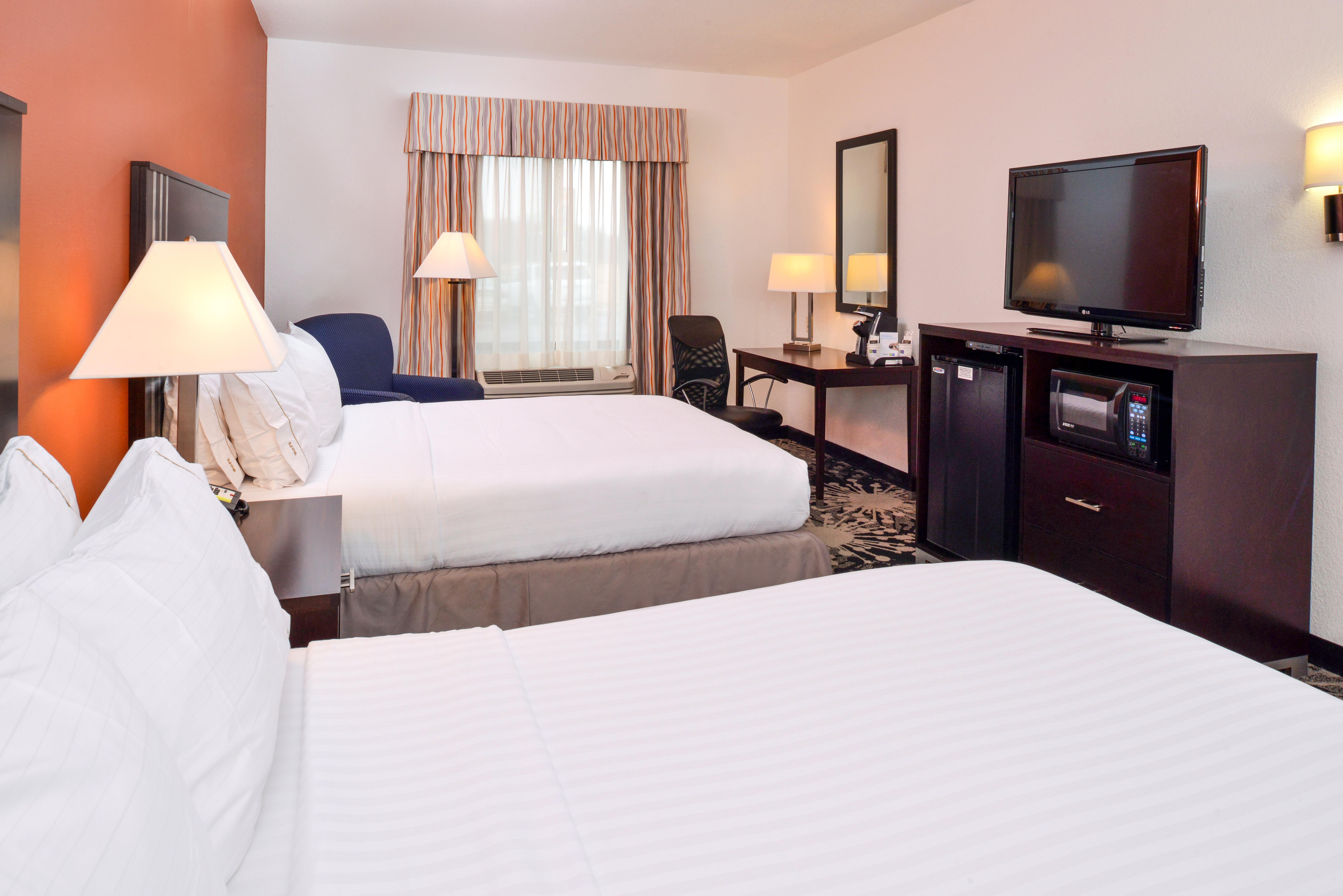 Holiday Inn Express & Suites Greenfield By Ihg Eksteriør billede